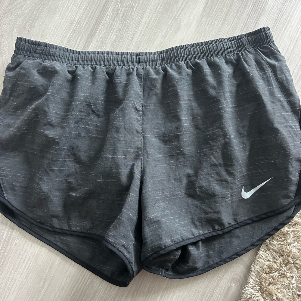 Nike Black Athletic Shorts Lightweight Elastic Waist
